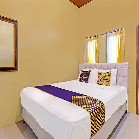 Spot On 91337 Pandu Homestay Klaten Wonogiri Экстерьер фото